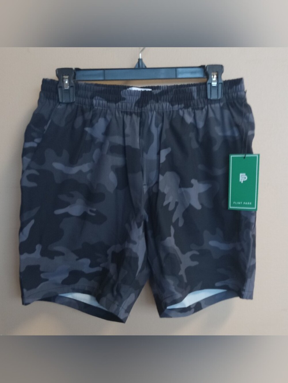 Men's Black Gray Camouflage Athletic Lined Shorts Flint Park